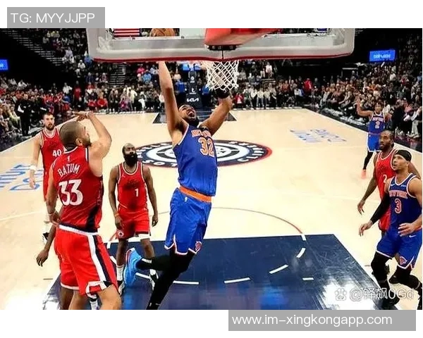 浓眉因腿部伤势缺席周日对活塞比赛球队面临严峻考验