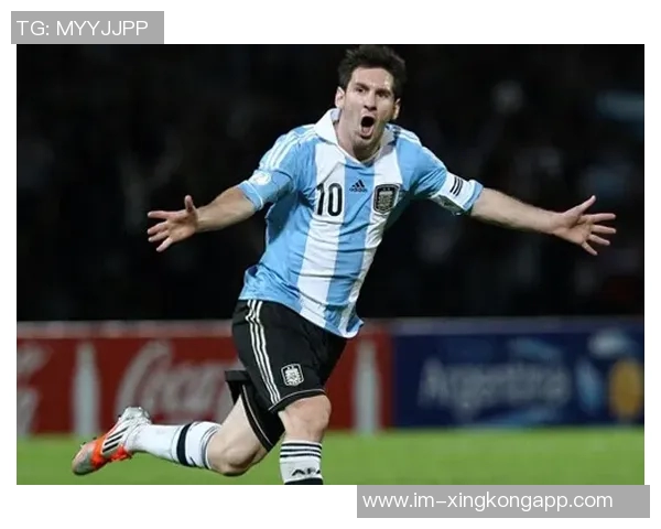 阿根廷队迈阿密集训梅西德保罗齐聚社媒晒报到照片