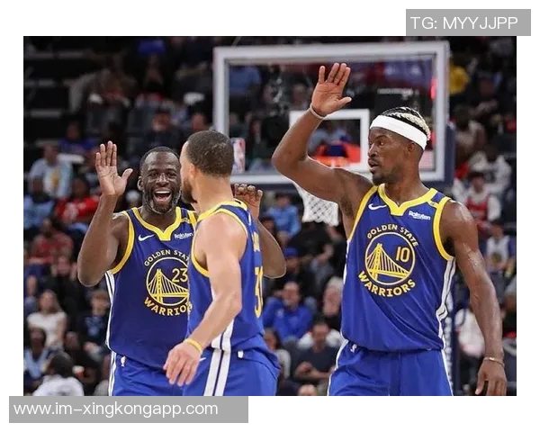 勇士力克对手终结连败库里追梦巴特勒同框庆祝胜利