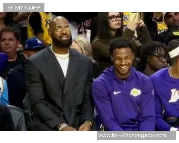 詹姆斯回忆家庭生活从两个儿子到女儿让我变得更加温柔与包容 詹姆斯回忆家庭生活从两个儿子到女儿让我变得更加温柔与包容