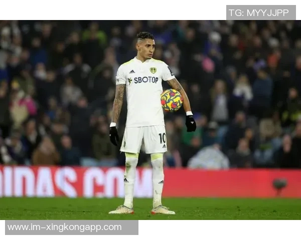 拜仁慕尼黑向无家可归者慈善机构捐赠十万欧元助力社会公益